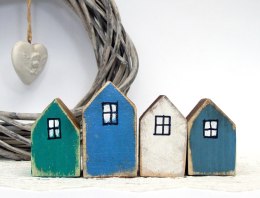 Małe domki dekoracyjne z drewna - 4 sztuki