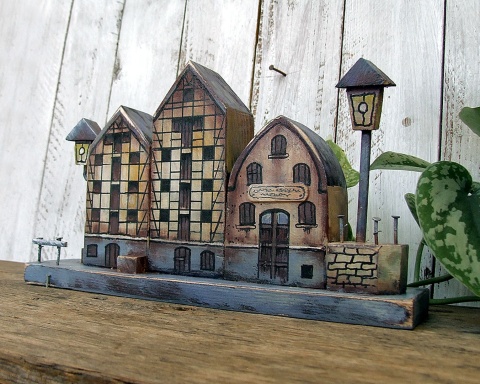 Dekoracja z drewna, ręcznie malowana - domki Spichrze nad Brdą