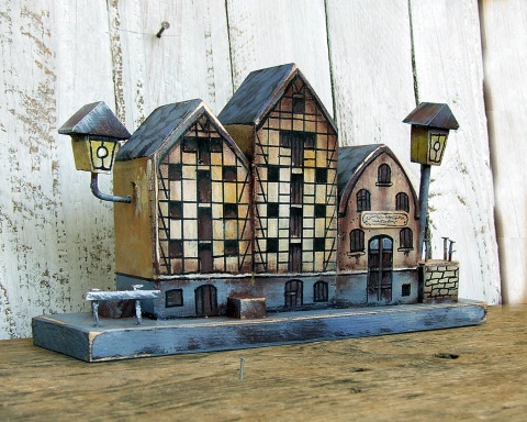 Dekoracja z drewna, ręcznie malowana - domki Spichrze nad Brdą