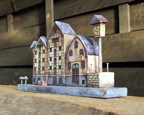 Dekoracja z drewna, ręcznie malowana - domki Spichrze nad Brdą