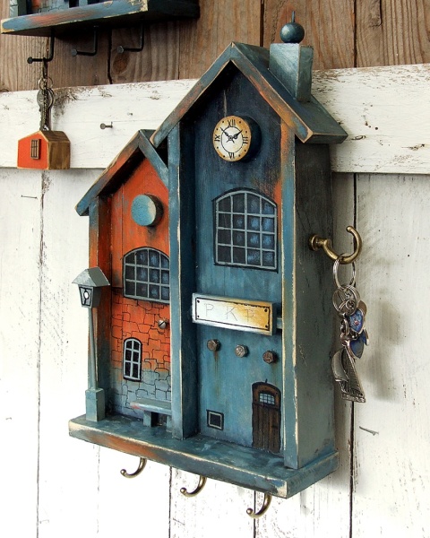 Drewniany wieszak na klucze - seria Zabytkowe dworce