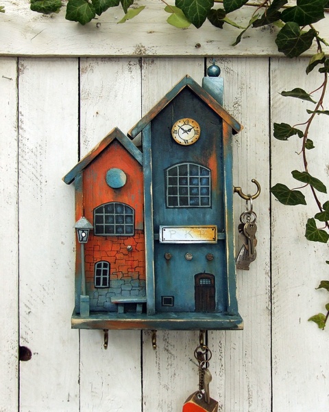 Drewniany wieszak na klucze - seria Zabytkowe dworce