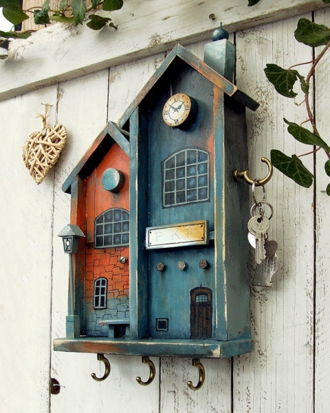 Drewniany wieszak na klucze - seria Zabytkowe dworce