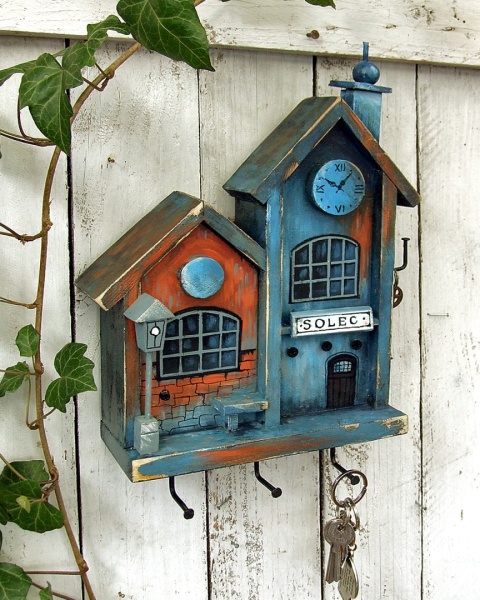 Drewniany wieszak na klucze, mały - seria Zabytkowe dworce