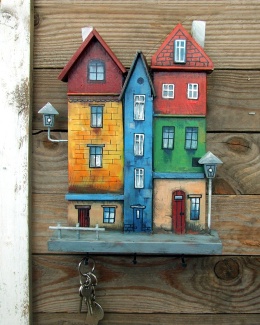 Drewniany wieszak na klucze - Kolorowa starówka