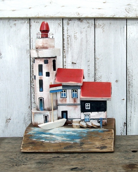 Latarnia Morska w Marken - dekoracja z drewna