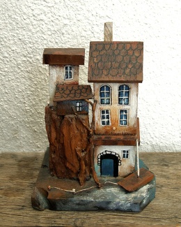 Drewniany domek, dekoracja - Stary Pensjonat