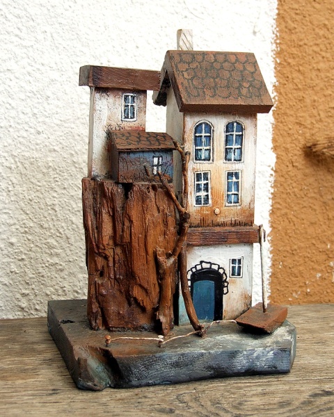 Drewniany domek, dekoracja - Stary Pensjonat