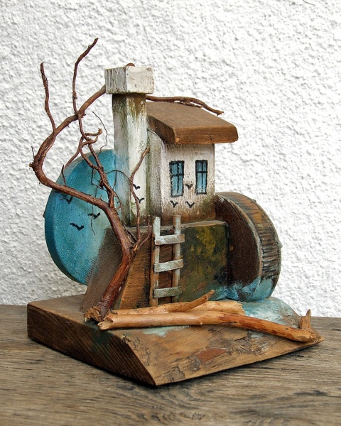 Domek, młyn ze starego drewna - Na Uboczu