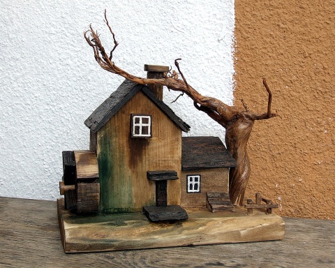 Drewniany domek dekoracyjny - Młyn Na Zaciszu