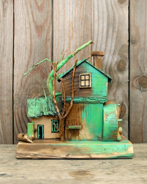 Drewniany domek dekoracyjny - Zapomniany Młyn