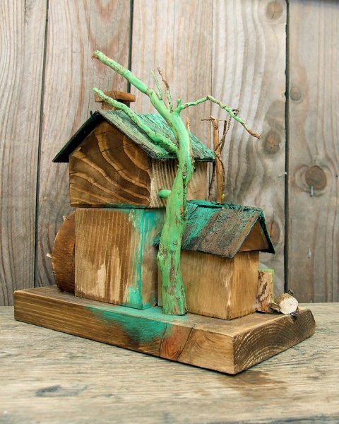 Drewniany domek dekoracyjny - Zapomniany Młyn