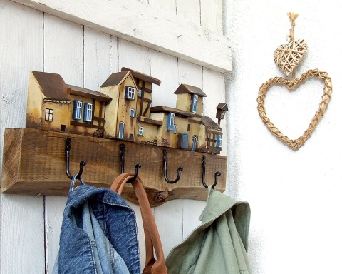 Drewniany wieszak ubraniowy - Popołudnie na Starówce