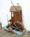 Dekoracja ze starego drewna - Młyn nad strugą