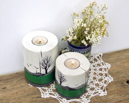 2 drewniane świeczniki, biało-zielone