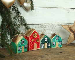 Drewniane ozdoby świąteczne - domki, zawieszki