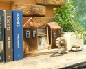 Trzy chatki - dekoracja, podpórka do książek