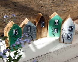 Leśne domki - zestaw 5 domków dekoracyjnych z drewna