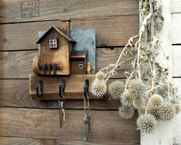 Mały, drewniany wieszaczek na klucze - Młyn