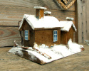 Zimowy dworek - duży, drewniany domek, dekoracja