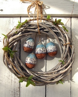 Drewniane pisanki z zawieszką, ręcznie malowane - 4 sztuki