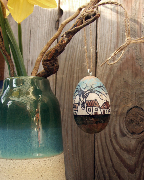 Komlet 4 pisanek-zawieszek. Drewniane, ręcznie malowane - seria Miasteczko